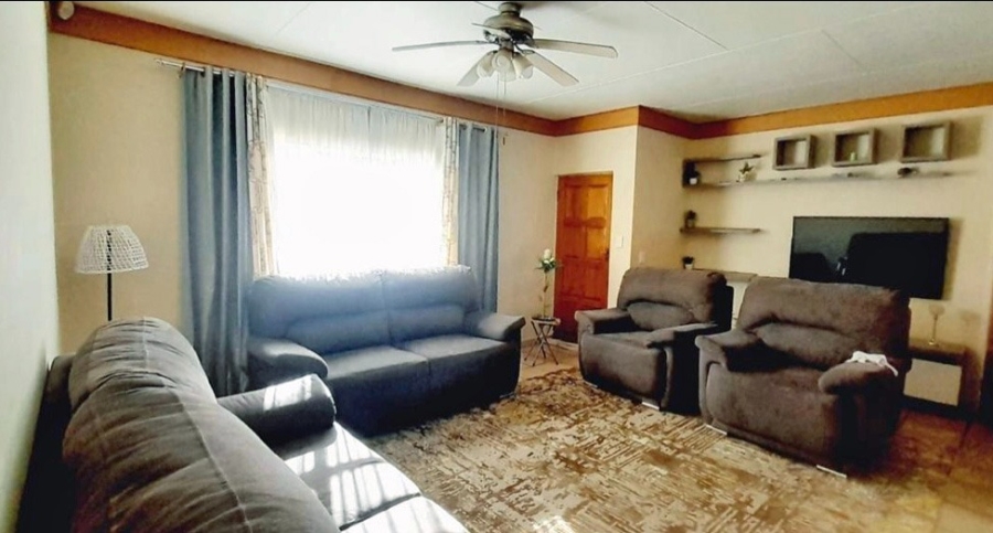 2 Bedroom Property for Sale in Wilkoppies North West